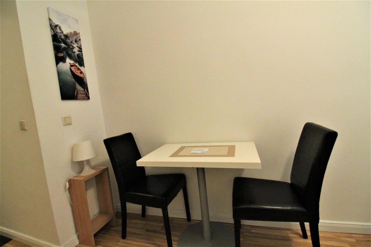 Small Studio Close To City Center Viena Exterior foto