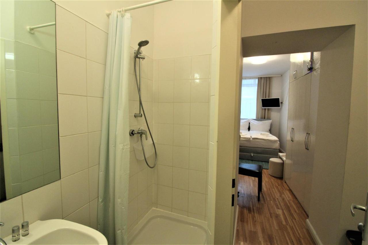 Small Studio Close To City Center Viena Exterior foto
